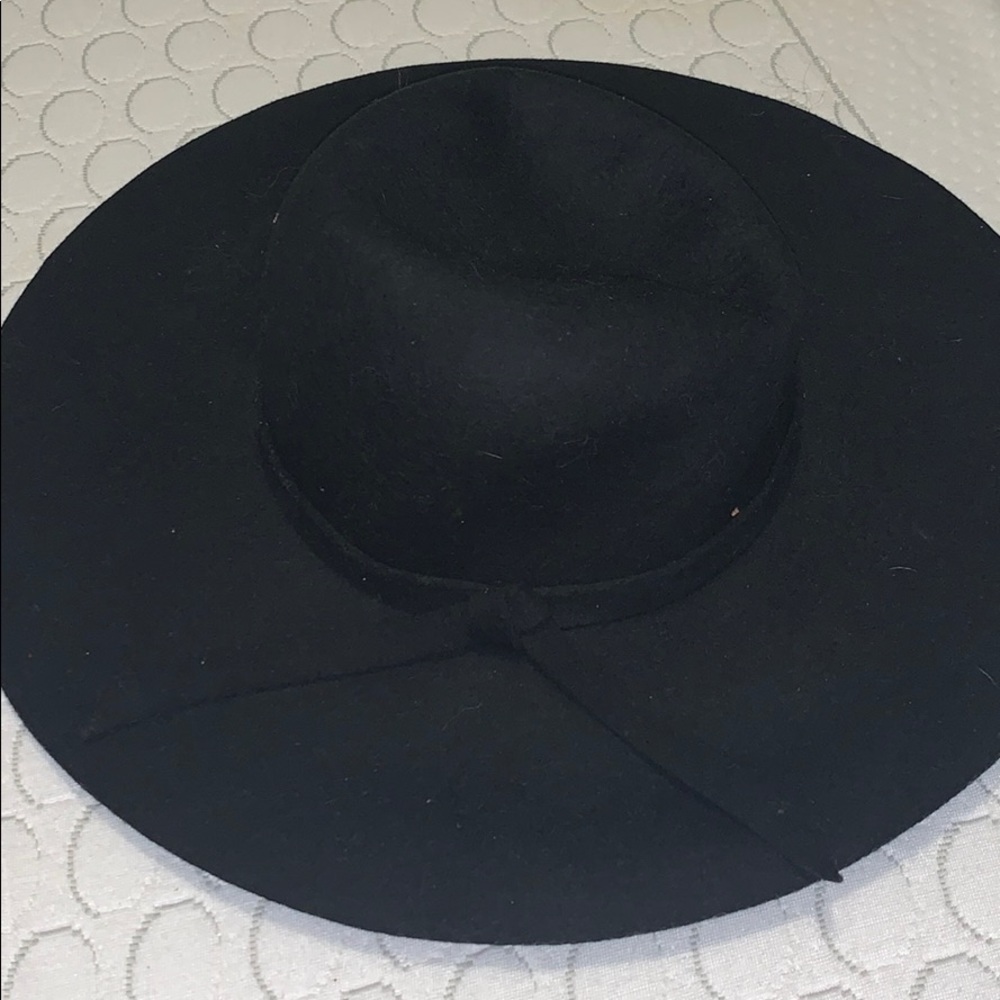 Black hat